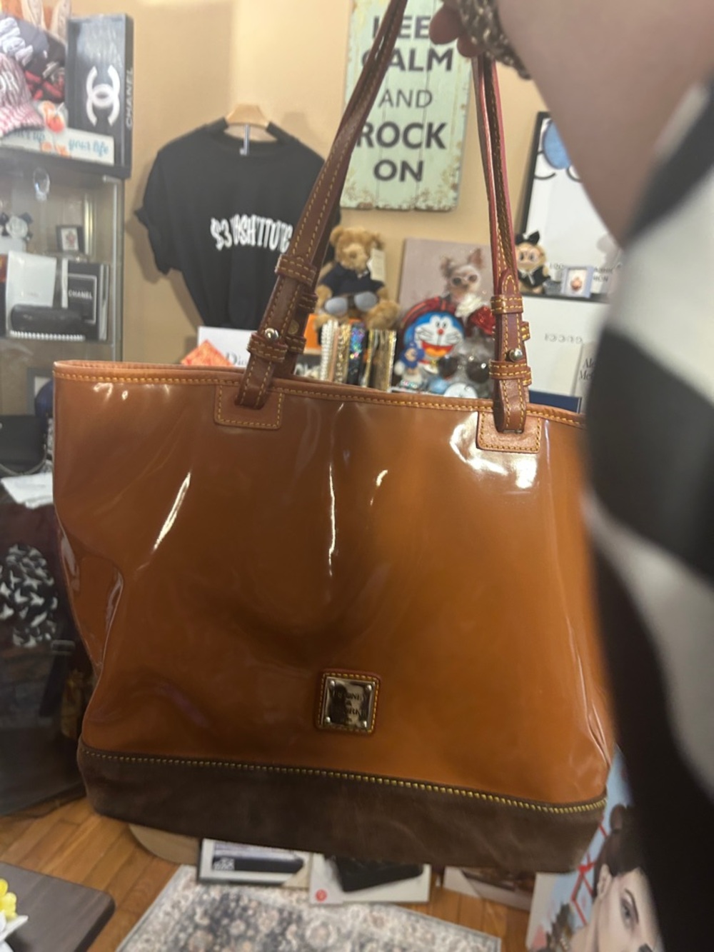 BIG ass Dooney & Bourke